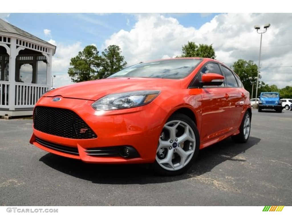 Race Red 2013 Ford Focus ST Hatchback Exterior Photo #83502843