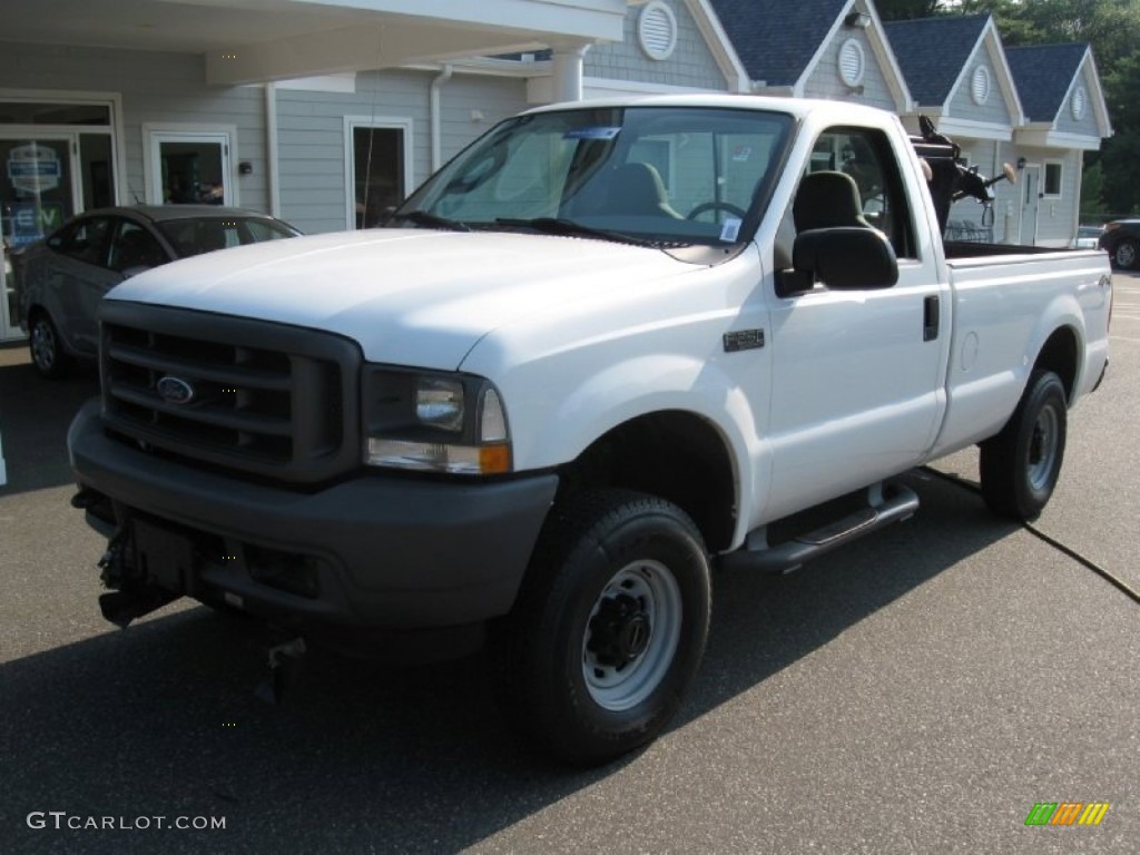 2004 F250 Super Duty XL Regular Cab 4x4 - Oxford White / Medium Flint photo #3