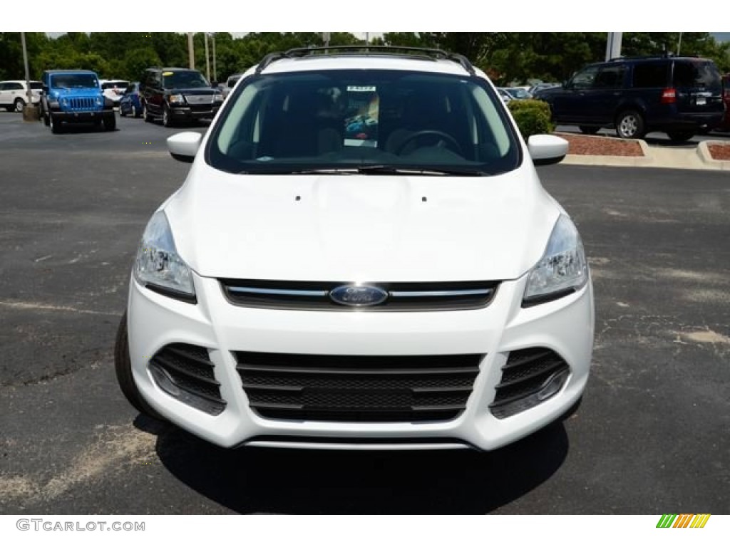 2013 Escape SE 2.0L EcoBoost 4WD - Oxford White / Charcoal Black photo #2