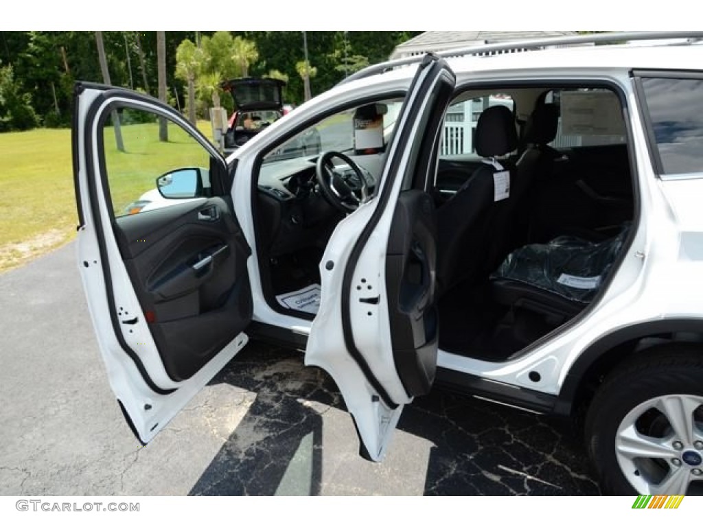 2013 Escape SE 2.0L EcoBoost 4WD - Oxford White / Charcoal Black photo #11