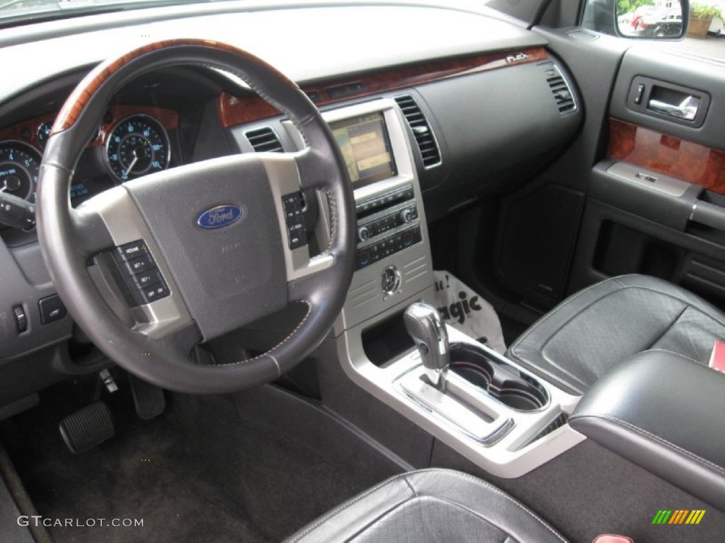 2010 Flex Limited AWD - Tuxedo Black / Charcoal Black photo #11