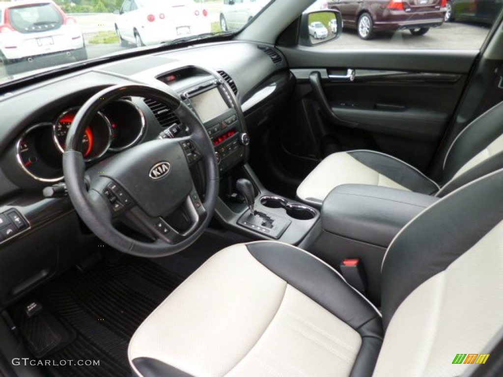 2013 Kia Sorento SX V6 AWD Interior Color Photos