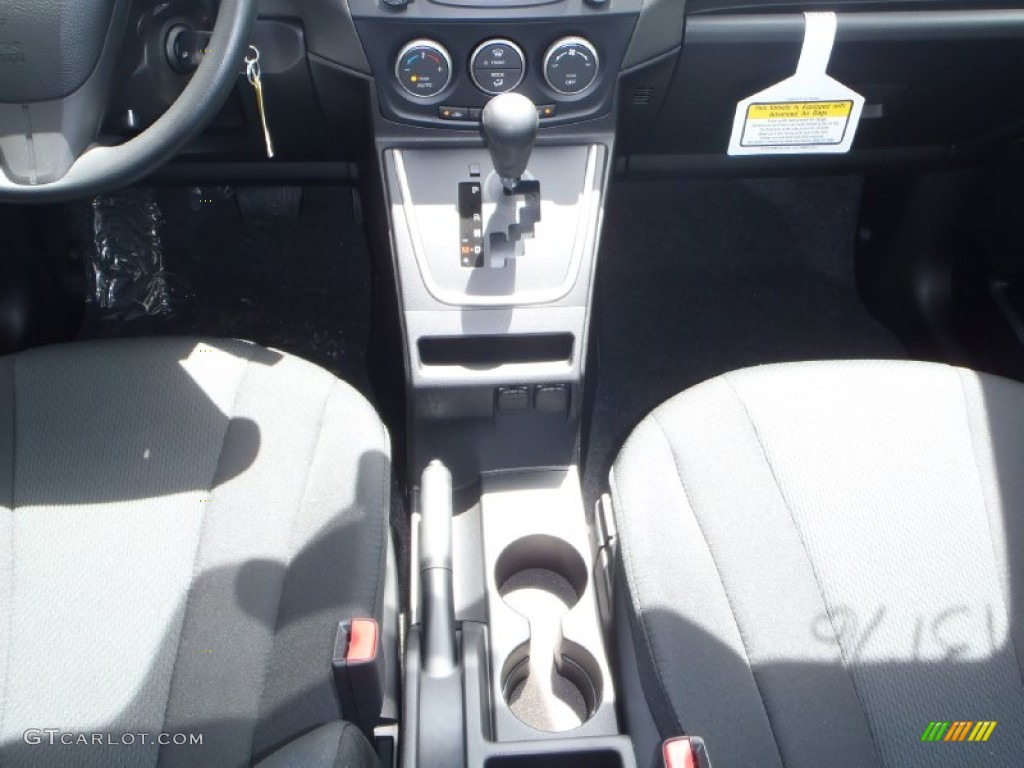 2013 MAZDA5 Sport - Liquid Silver Metallic / Black photo #16