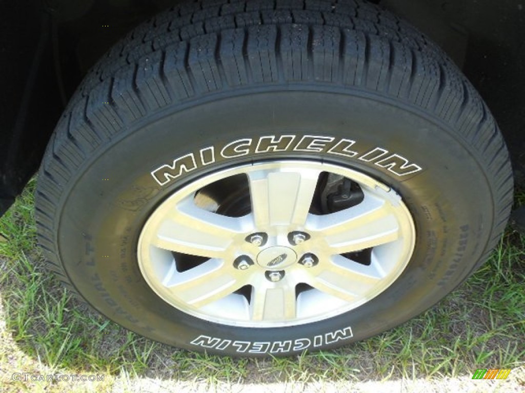 2006 Explorer XLS - Redfire Metallic / Stone photo #15