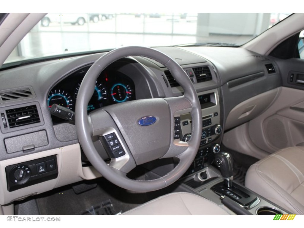 2012 Fusion SEL V6 - White Platinum Tri-Coat / Medium Light Stone photo #14