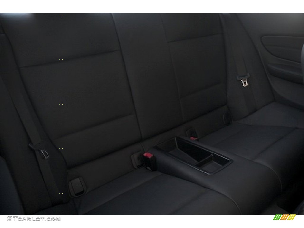 2010 1 Series 135i Coupe - Titanium Silver Metallic / Black photo #17