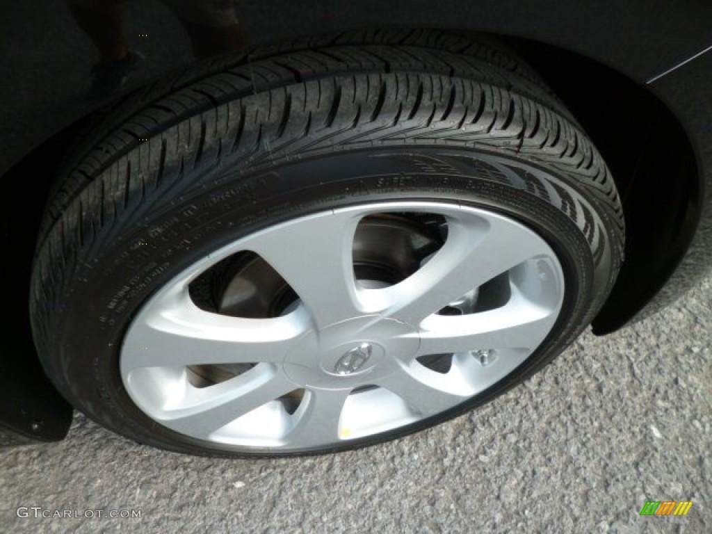 2013 Elantra Limited - Midnight Black / Gray photo #9