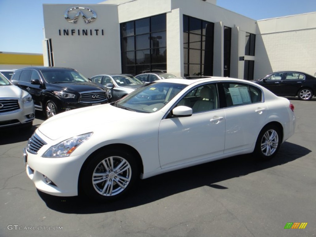 2010 G 37 Journey Sedan - Moonlight White / Wheat photo #1