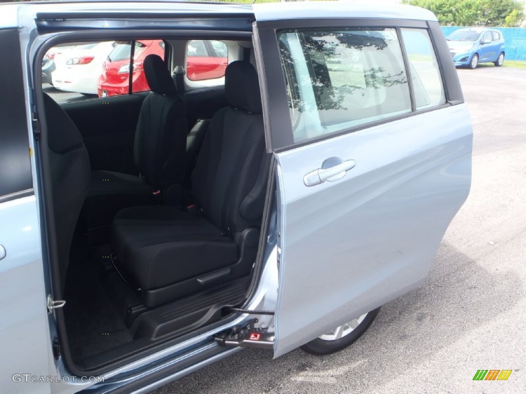 2013 MAZDA5 Sport - Clear Water Blue Mica / Black photo #16