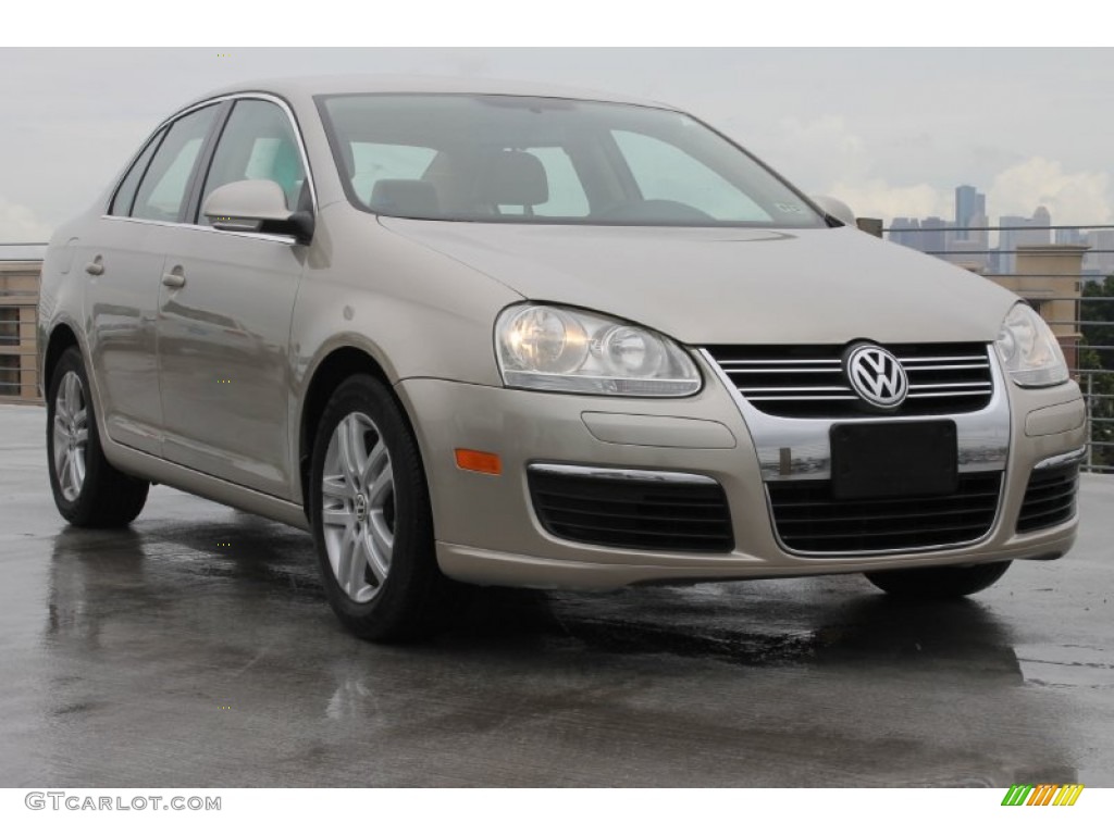 2007 Jetta 2.5 Sedan - Wheat Beige Metallic / Pure Beige photo #1