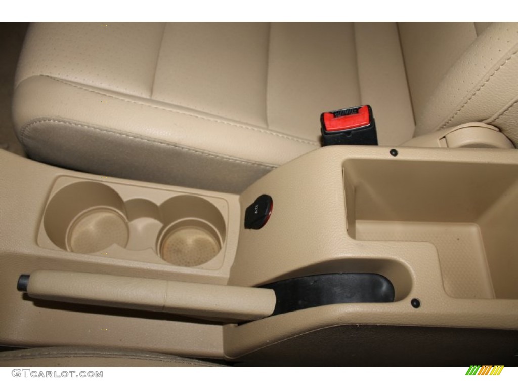 2007 Jetta 2.5 Sedan - Wheat Beige Metallic / Pure Beige photo #20