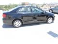 Black - Jetta SE Sedan Photo No. 11