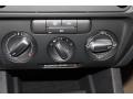 Black - Jetta SE Sedan Photo No. 19