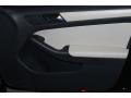 Black - Jetta SE Sedan Photo No. 31