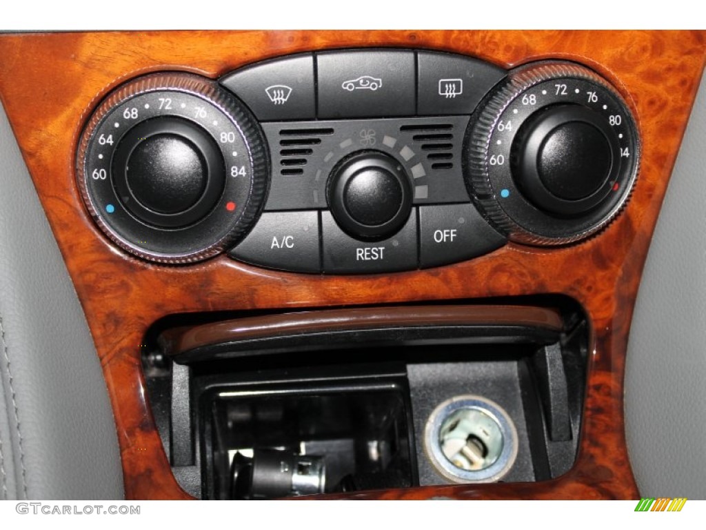 2007 Mercedes-Benz SL 550 Roadster Controls Photo #83511252