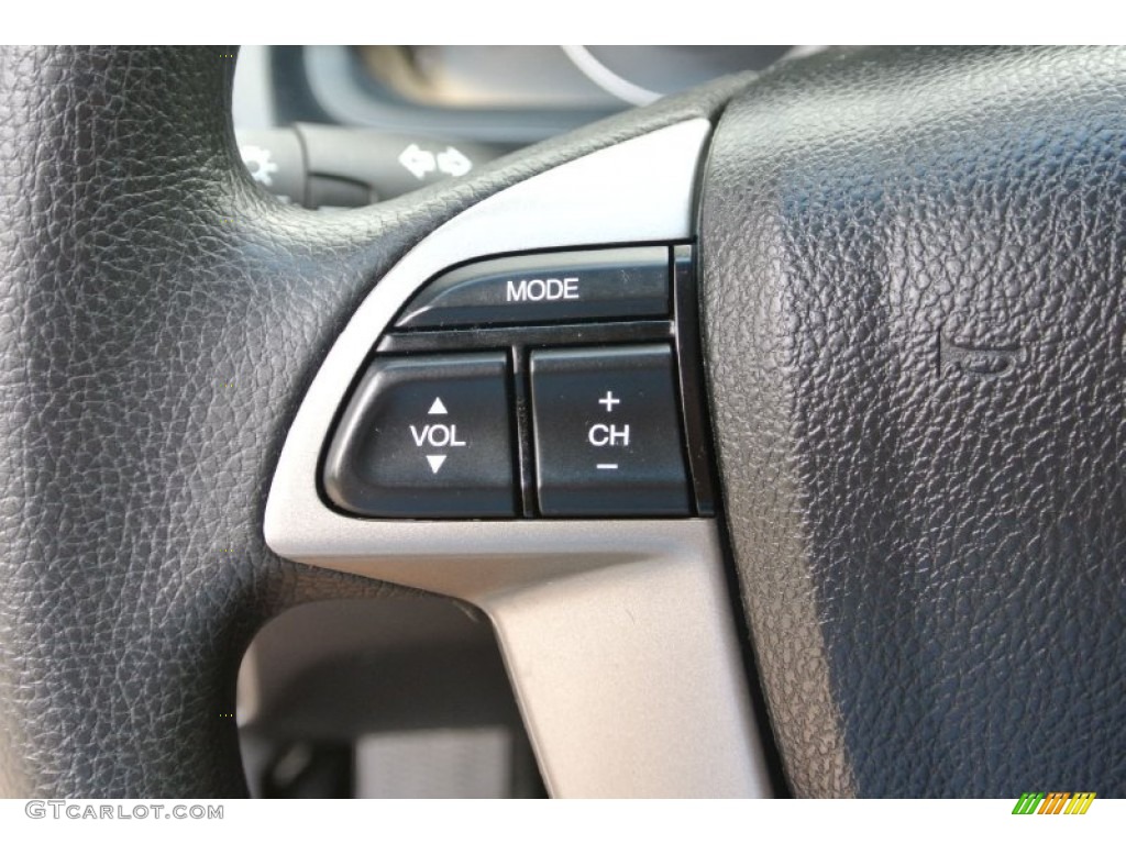2010 Honda Accord EX Sedan Controls Photos