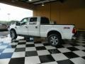 Oxford White - F250 Super Duty Lariat Crew Cab 4x4 Photo No. 4
