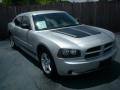 Bright Silver Metallic 2009 Dodge Charger SE