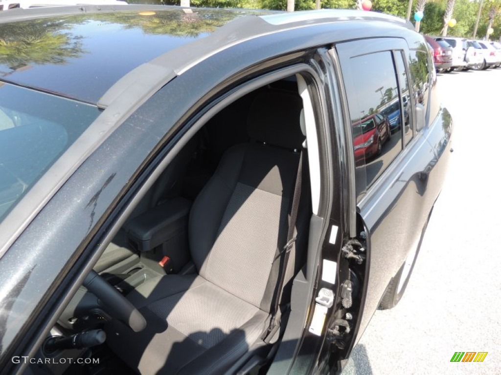 2011 Compass 2.0 - Brilliant Black Crystal Pearl / Dark Slate Gray photo #4