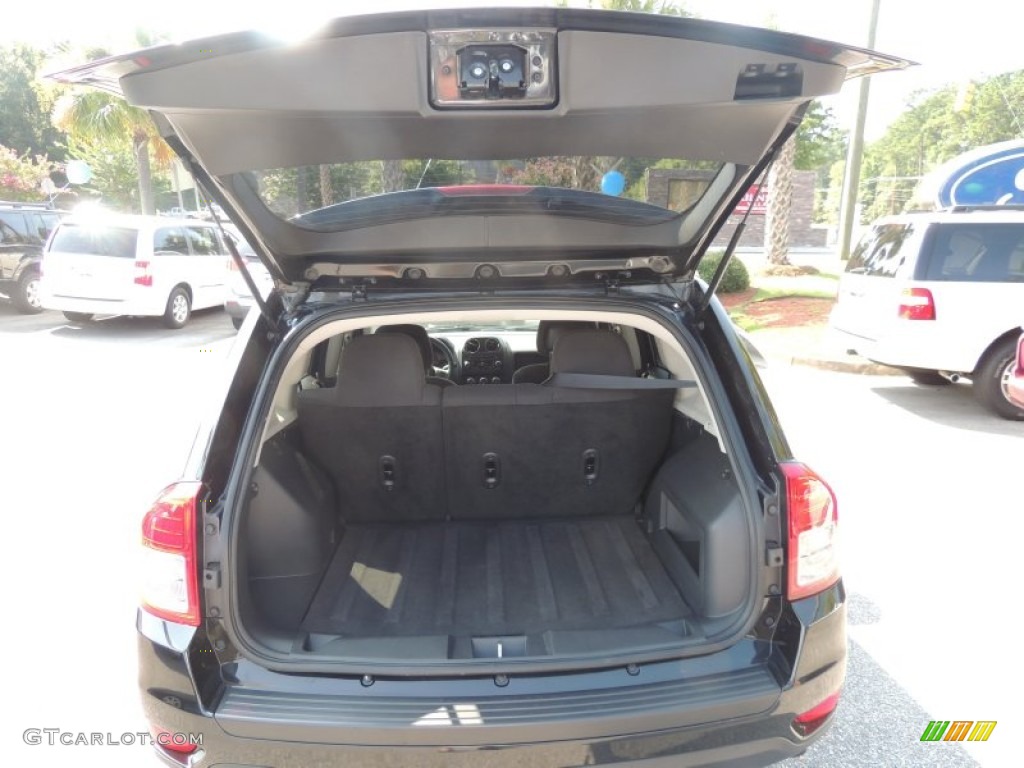 2011 Compass 2.0 - Brilliant Black Crystal Pearl / Dark Slate Gray photo #14