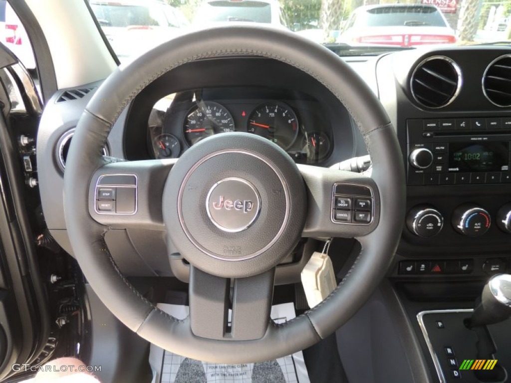 2011 Compass 2.0 - Brilliant Black Crystal Pearl / Dark Slate Gray photo #21