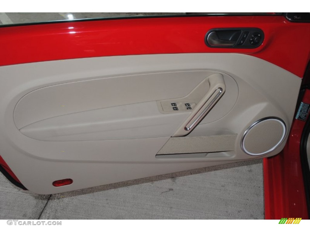 2013 Beetle 2.5L Convertible - Tornado Red / Beige photo #16