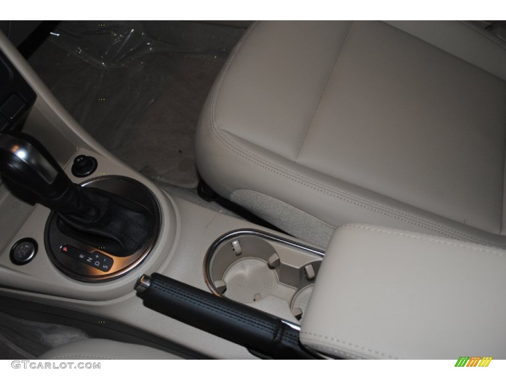 2013 Beetle 2.5L Convertible - Tornado Red / Beige photo #25