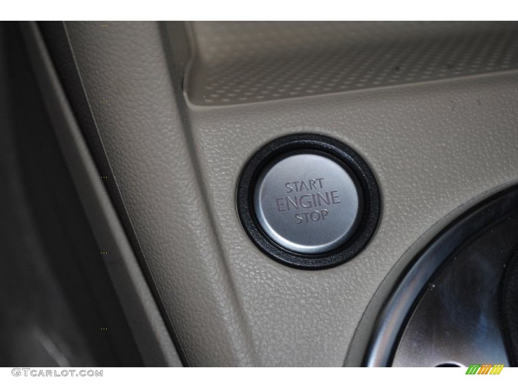 2013 Beetle 2.5L Convertible - Tornado Red / Beige photo #26