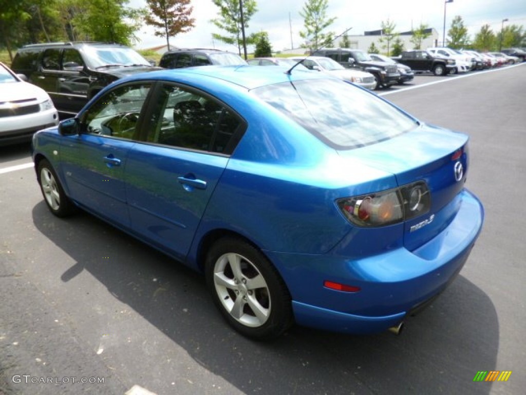 2005 MAZDA3 s Sedan - Winning Blue Mica / Black/Blue photo #5