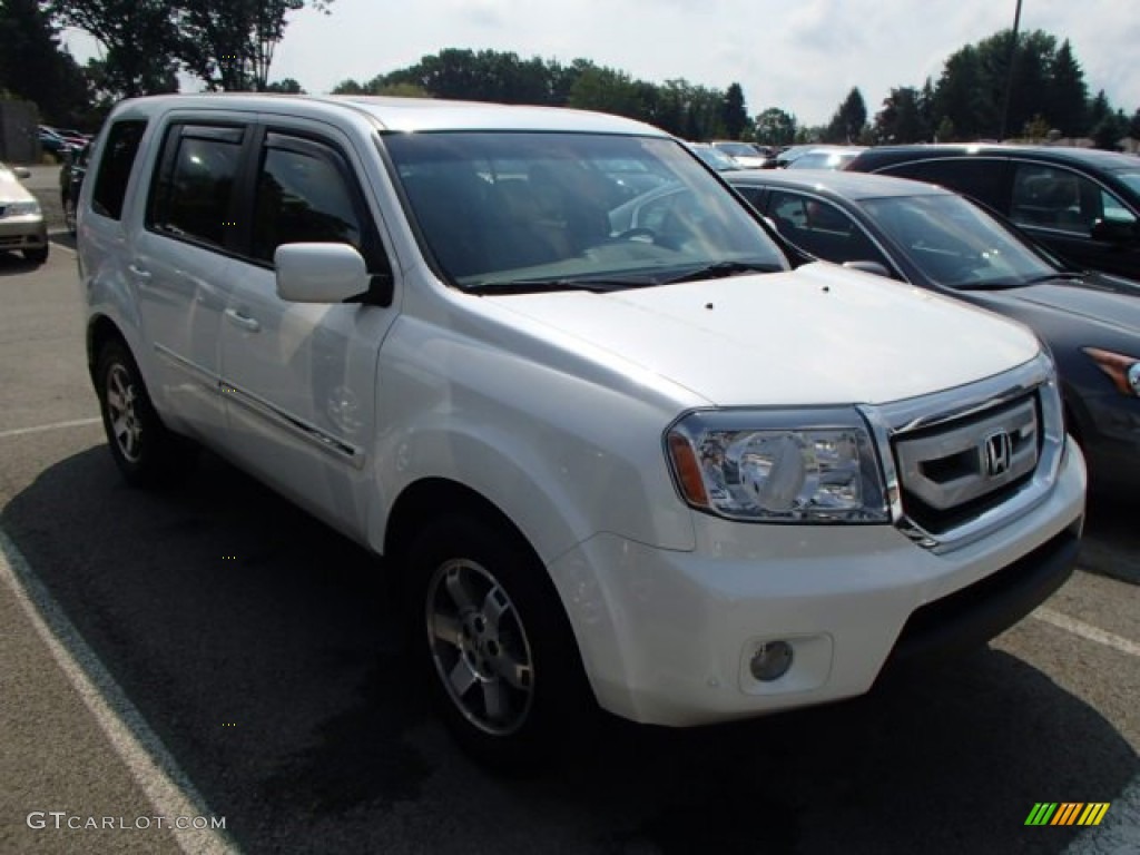 2011 Pilot Touring 4WD - White Diamond Pearl / Gray photo #1