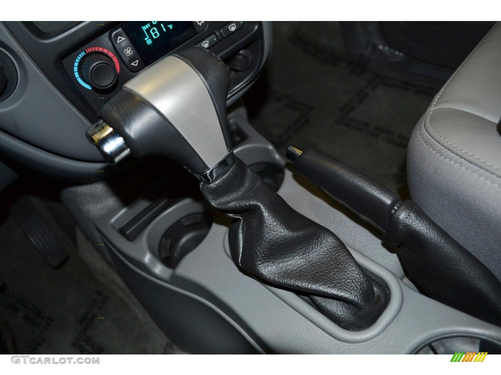 2005 Chevrolet TrailBlazer LT Transmission Photos