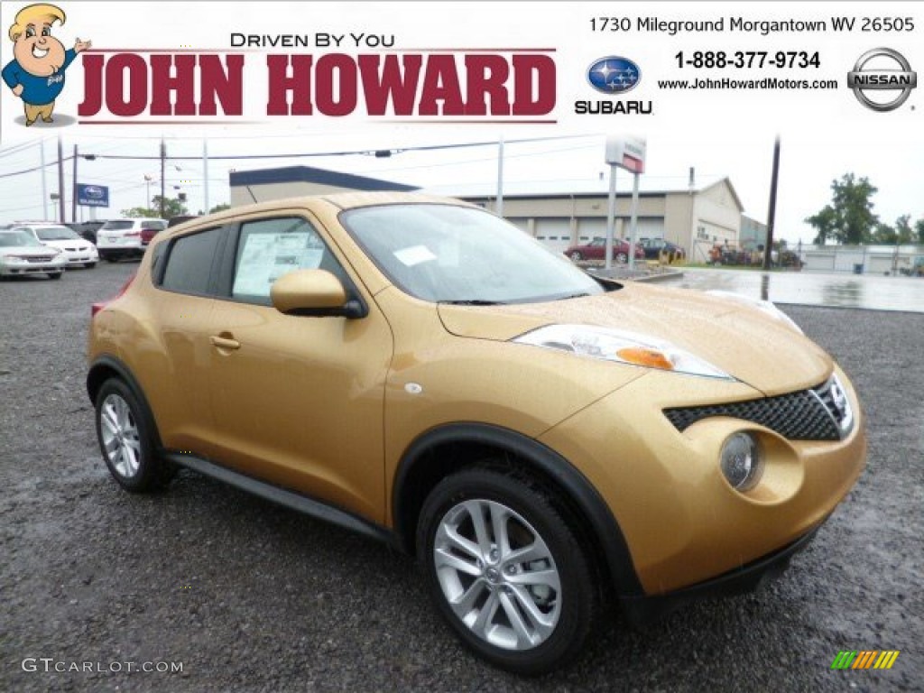 2013 Juke SV AWD - Atomic Gold / Black/Silver Trim photo #1