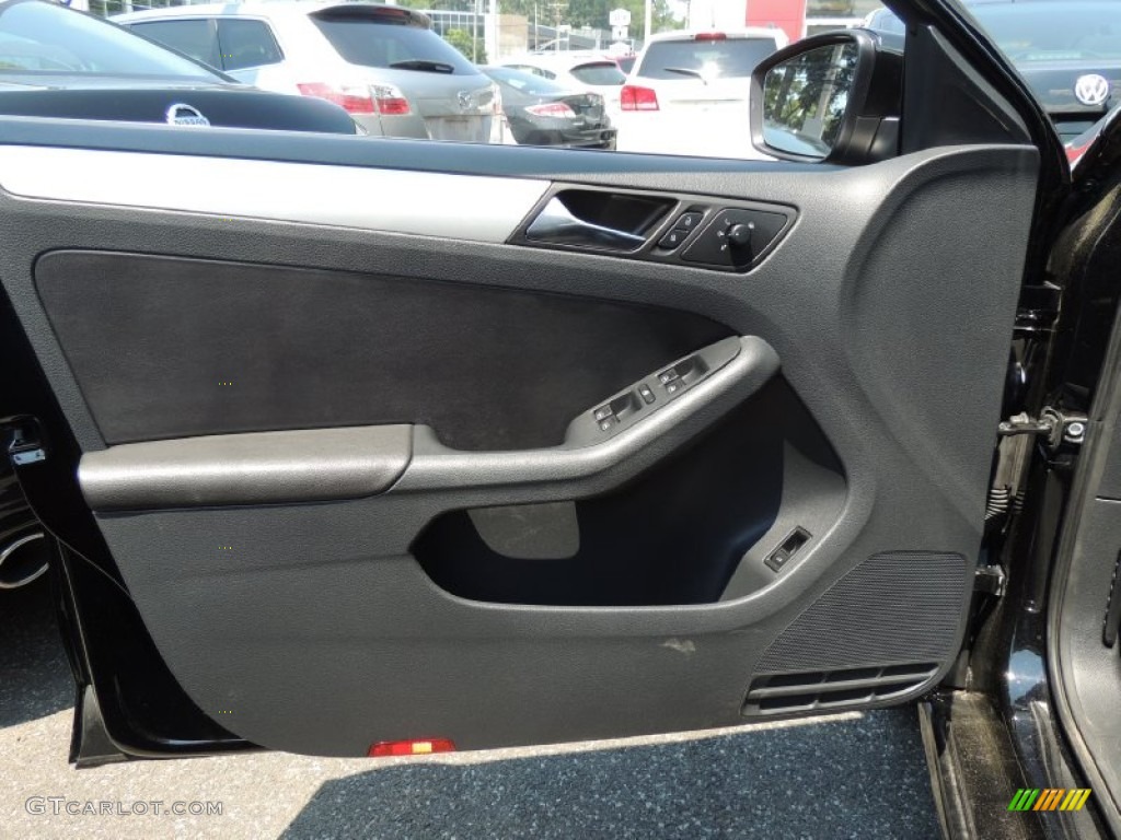 2011 Volkswagen Jetta SEL Sedan Titan Black Door Panel Photo #83540157