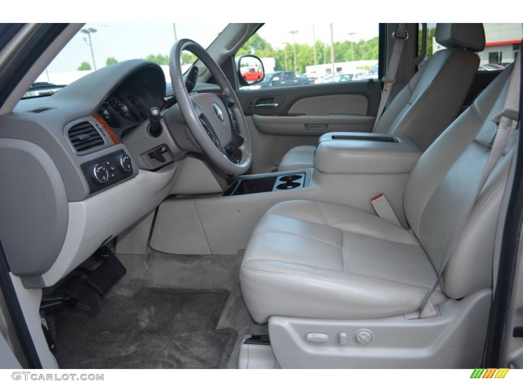 2008 Chevrolet Suburban 2500 LT 4x4 Front Seat Photo #83540646