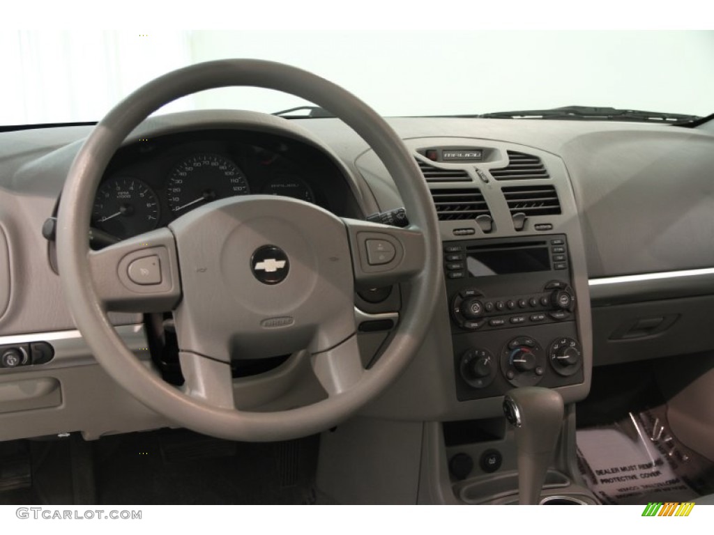 2004 Chevrolet Malibu LS V6 Sedan Gray Dashboard Photo #83544279