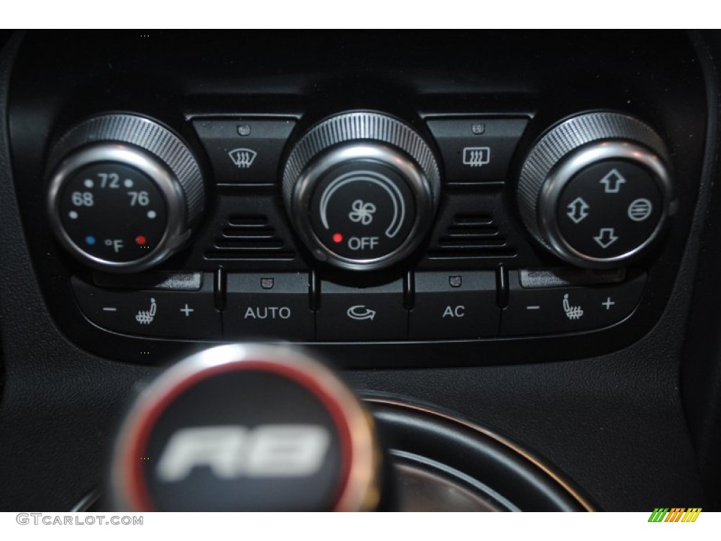 2012 Audi R8 Spyder 5.2 FSI quattro Controls Photo #83547204