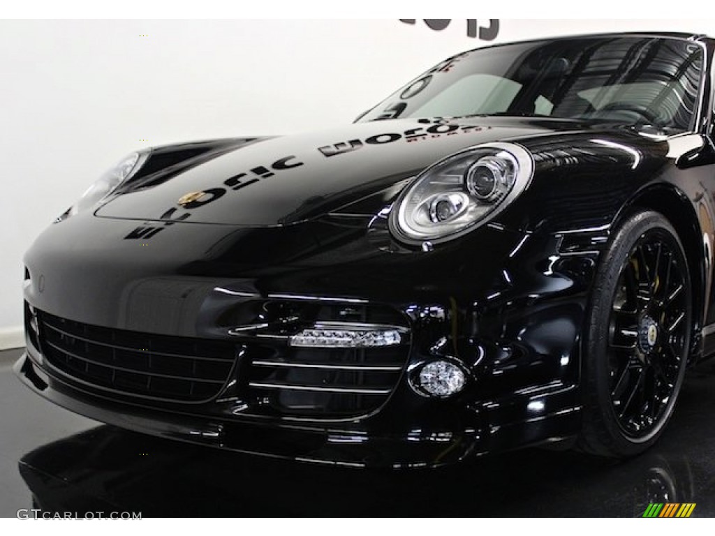 2012 911 Turbo S Coupe - Black / Black photo #17