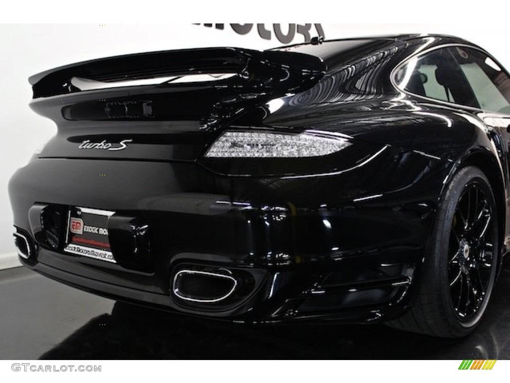 2012 911 Turbo S Coupe - Black / Black photo #19