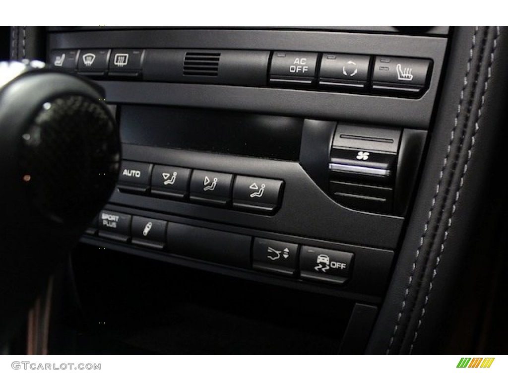 2012 911 Turbo S Coupe - Black / Black photo #46