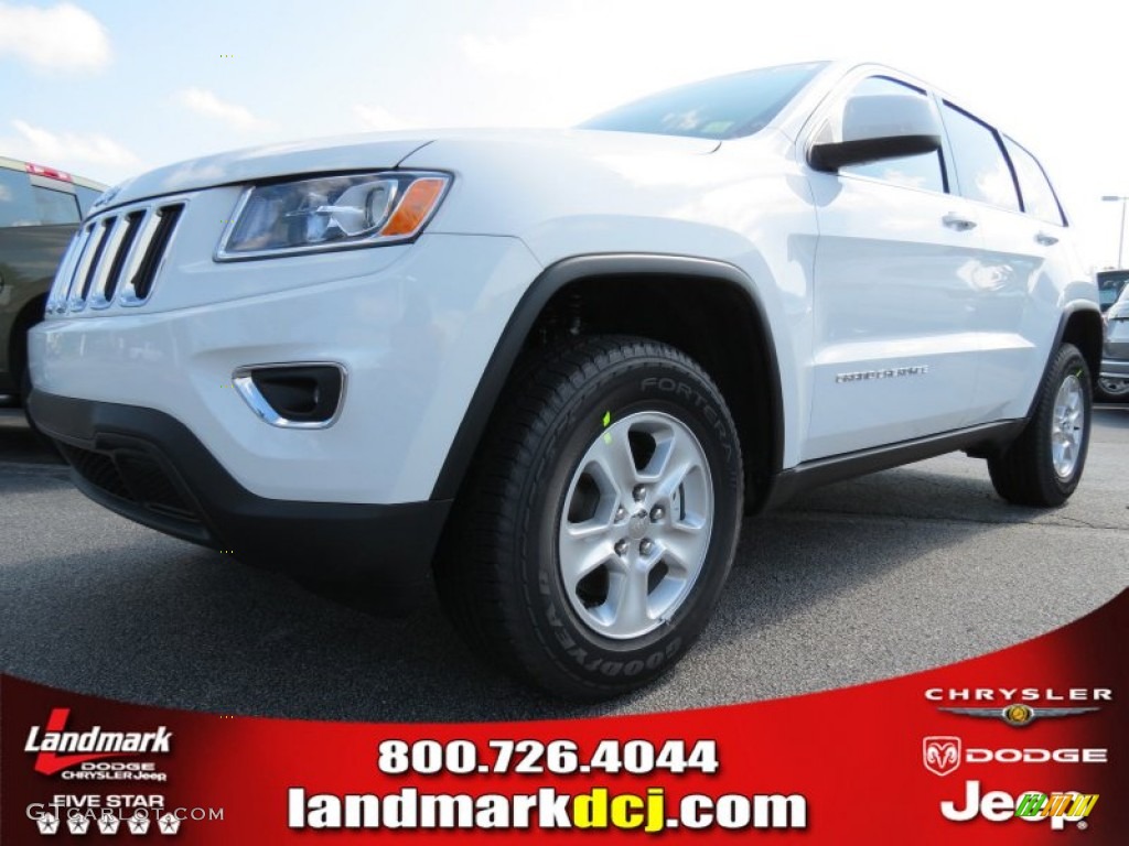 2014 Grand Cherokee Laredo 4x4 - Bright White / Morocco Black photo #1