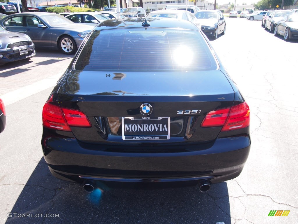 2011 3 Series 335i Coupe - Jet Black / Oyster/Black Dakota Leather photo #8