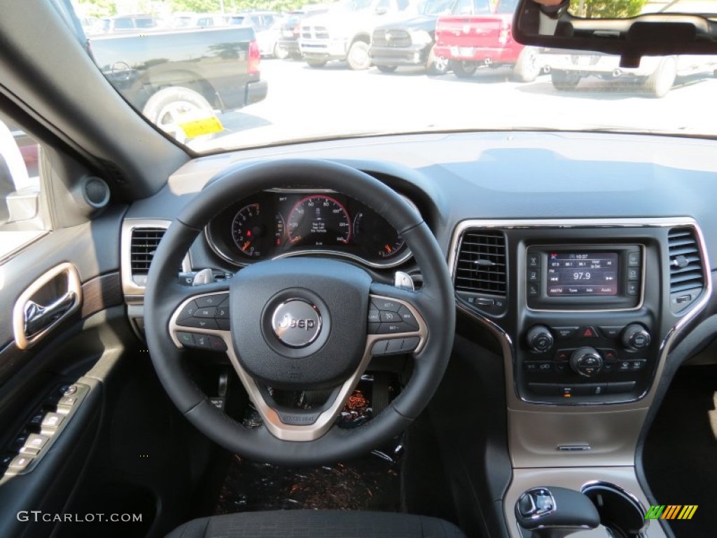 2014 Grand Cherokee Laredo - Bright White / Morocco Black photo #8