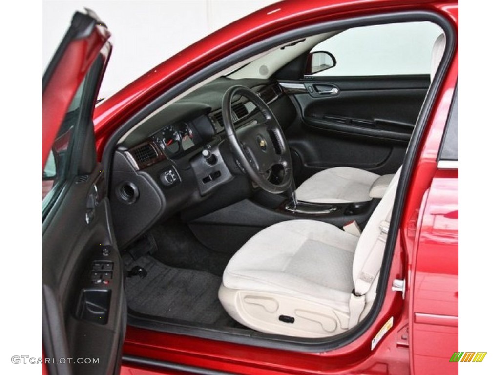 Gray Interior 2013 Chevrolet Impala LT Photo #83556579