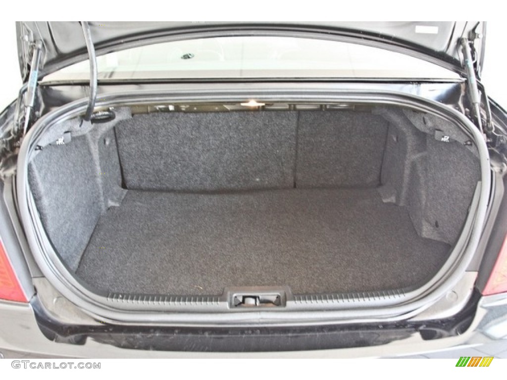 2010 Ford Fusion SEL V6 Trunk Photos