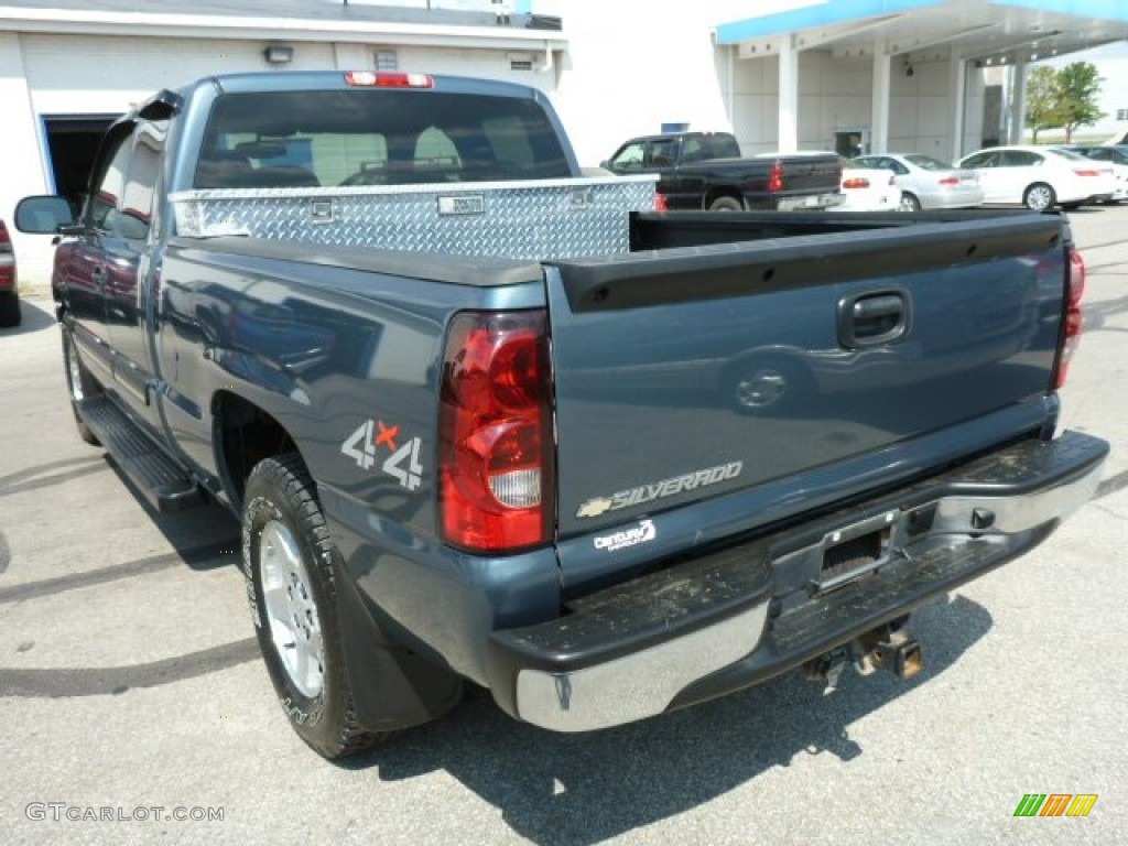 2006 Silverado 1500 LT Extended Cab 4x4 - Blue Granite Metallic / Dark Charcoal photo #6