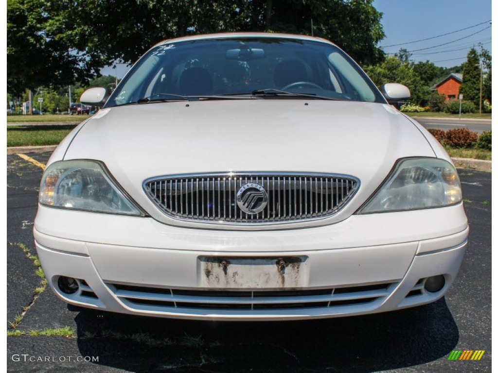 2004 Sable LS Premium Sedan - Vibrant White / Dark Charcoal photo #2