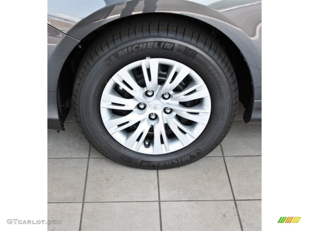 2013 Camry LE - Magnetic Gray Metallic / Ash photo #5