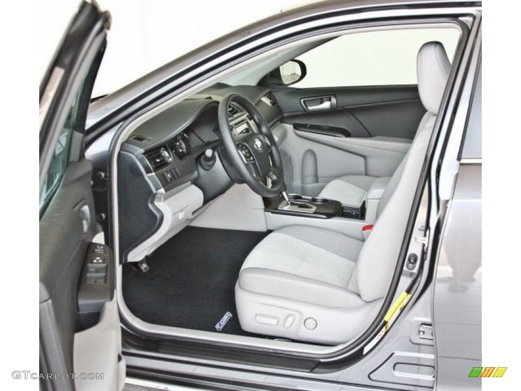 2013 Camry LE - Magnetic Gray Metallic / Ash photo #9