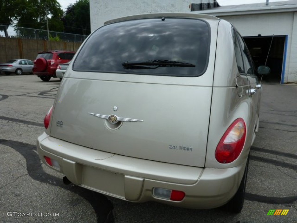 2006 PT Cruiser Limited - Linen Gold Metallic Pearl / Pastel Pebble Beige photo #2