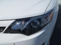 Super White - Camry SE Photo No. 9